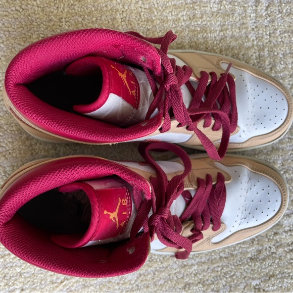 Nike Air Jordan 1 Mid Light Curry Cardinal size 9.5 554724-201 OG I Retro GC - Picture 14 of 16